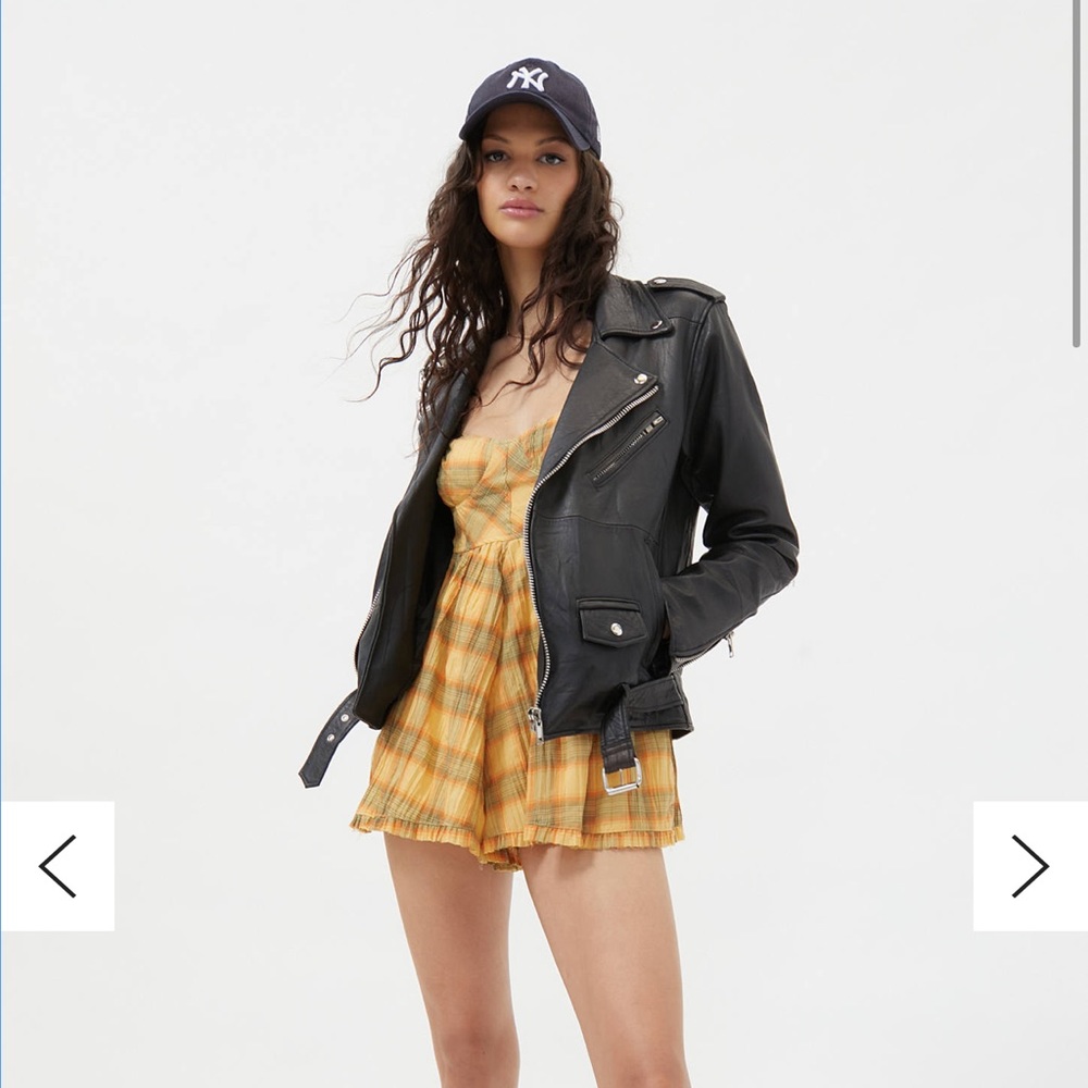 Urban Outfitters Romper S